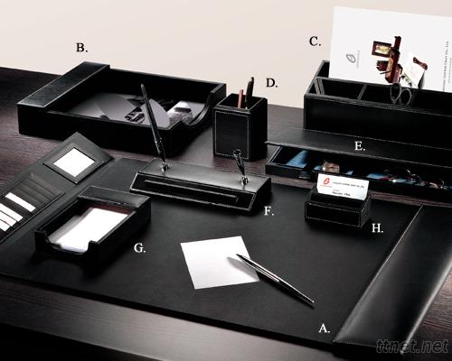 Presidential Classic Leather 8 - PC Desk Set